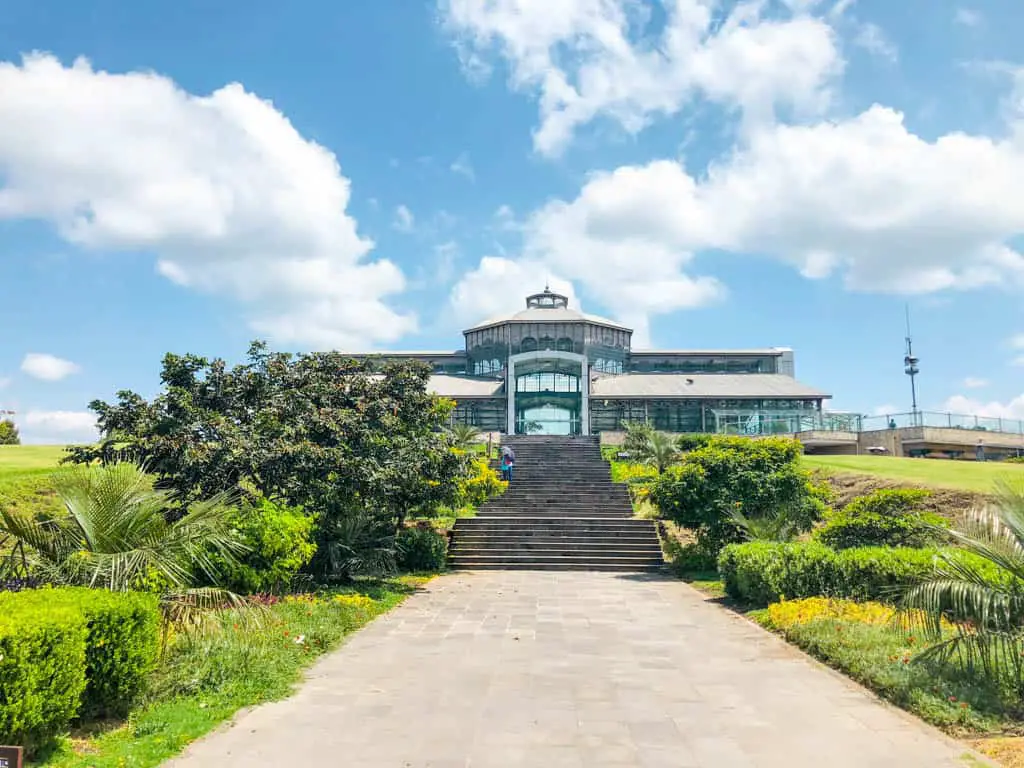 Main building on Parque itchimbia