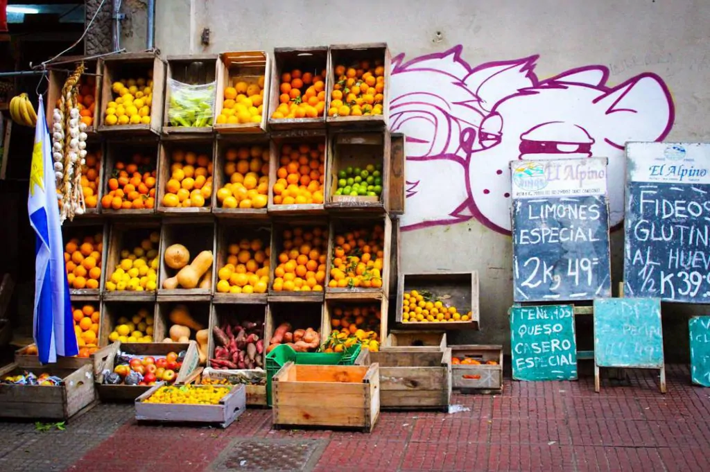 Uruguay fruit market photo c/o Sara