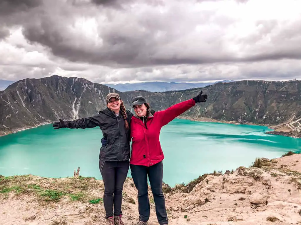 hiking quilotoa