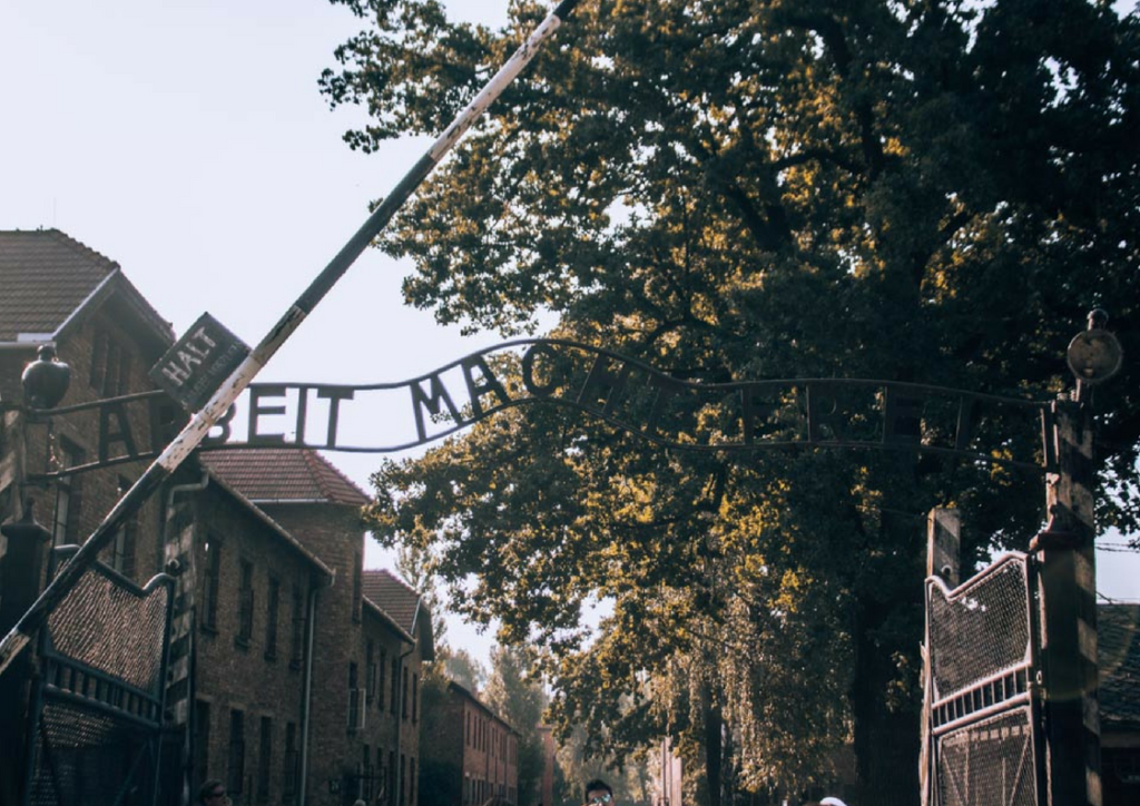 Main entrance to Auschwitz - Work Sets You Free