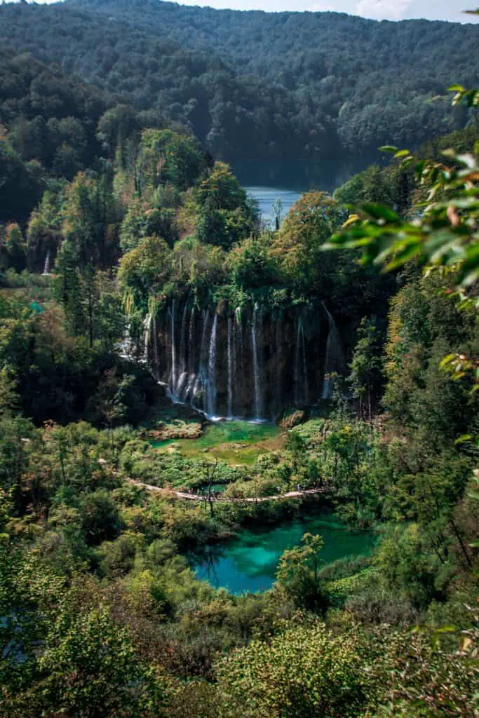 Waterfalls of the upper lakes