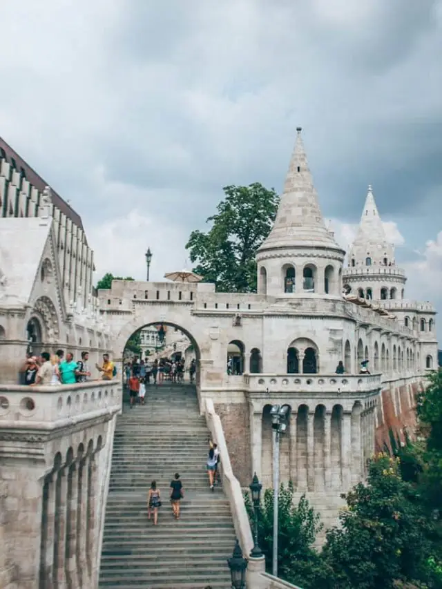 Things to do in Budapest Story Just Chasing Sunsets