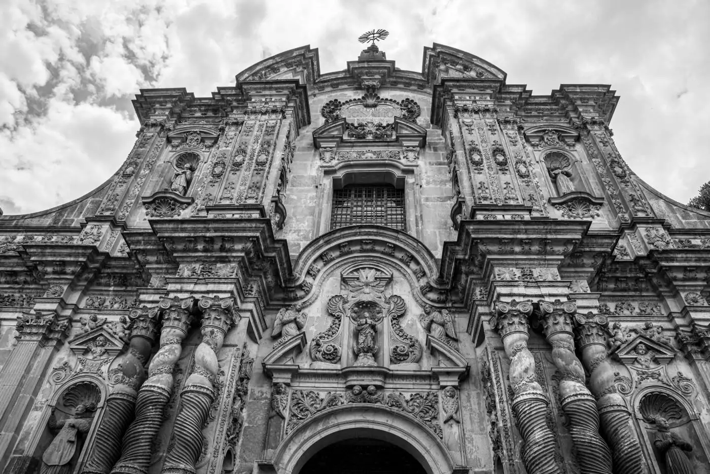 Iglesia de la compania de Jesus is the most famous church in Quito (Ecuador) c/o Deposit Photos