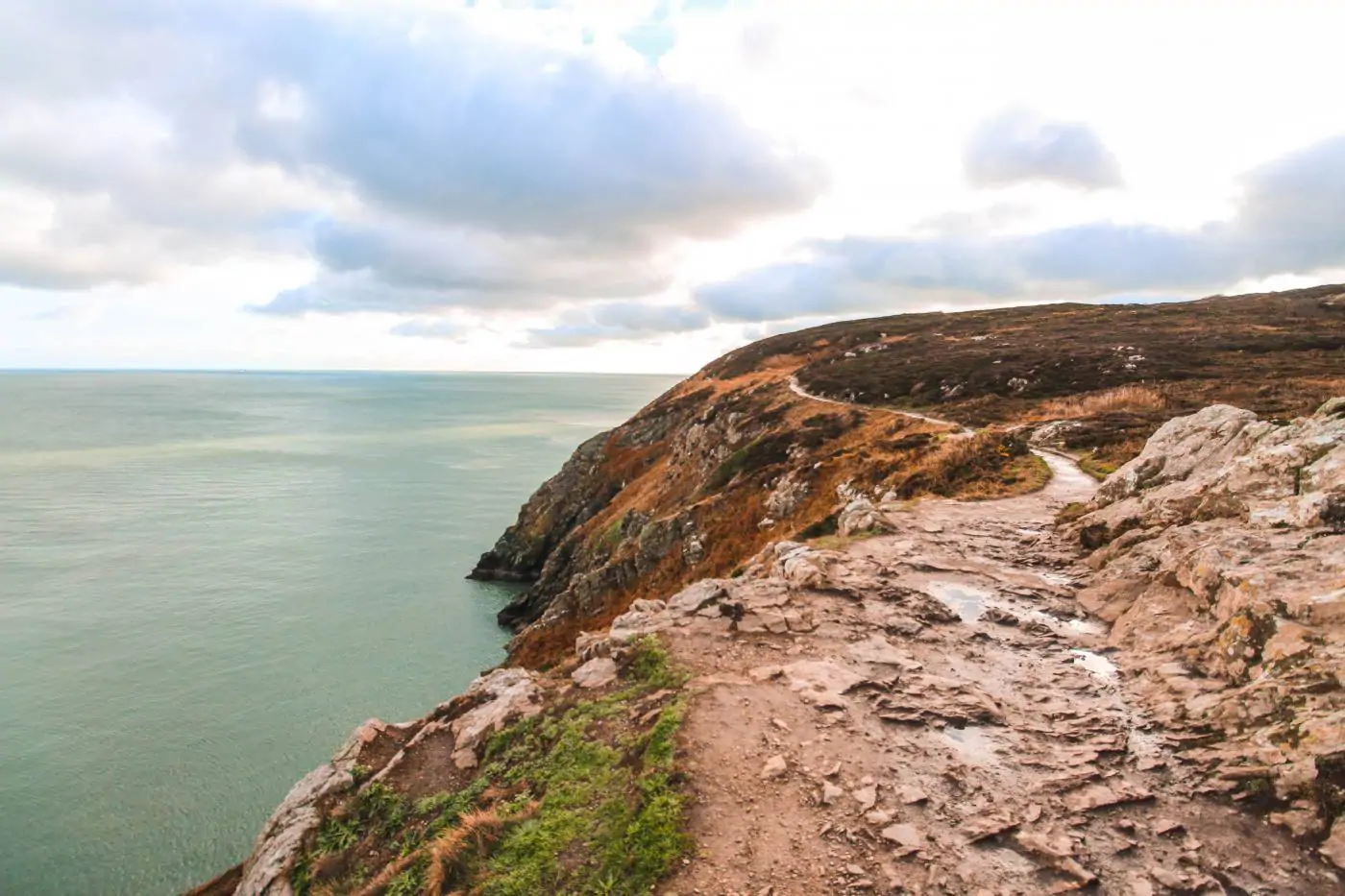 Views of the Howth Cliff Walk.