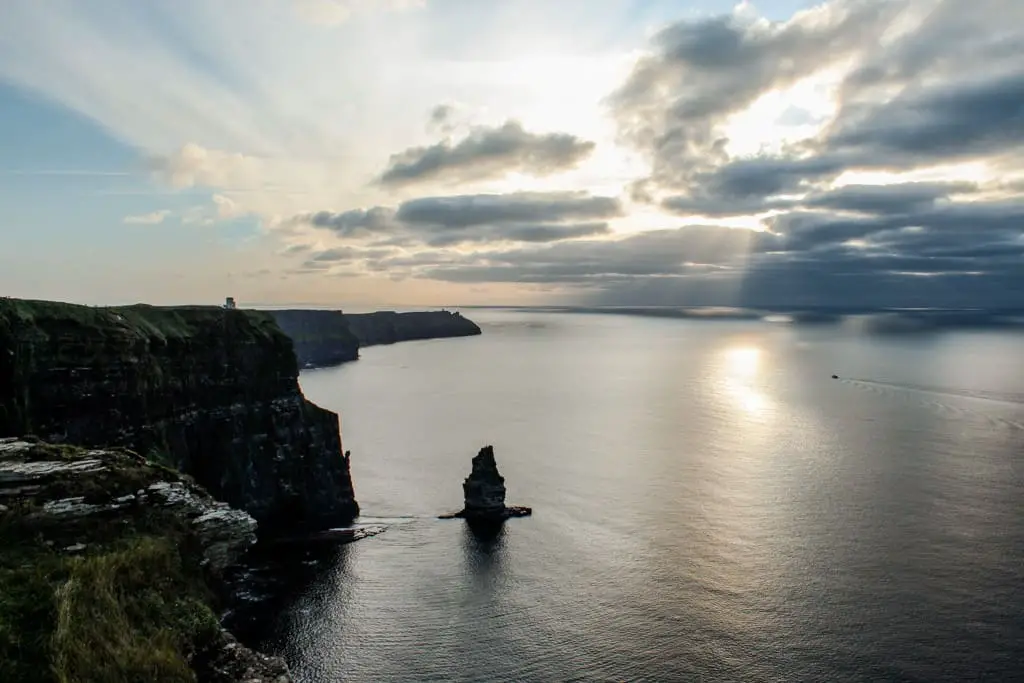 Sunset cliff walk from Doolin to the Cliffs of Moher