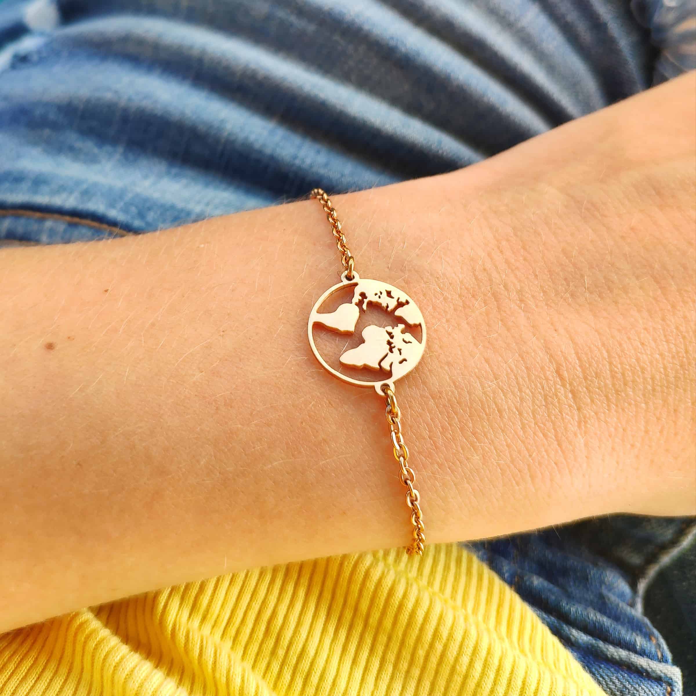 travel gift for her: world map bracelet