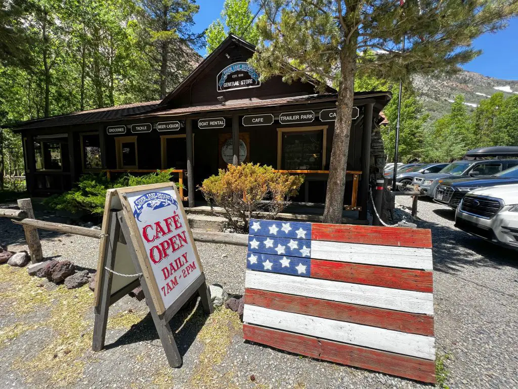 Silver Lake Resort and Cafe.