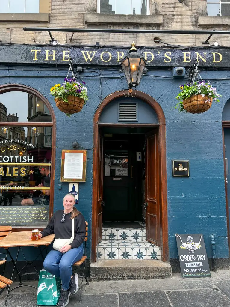 The World's End Pub in Edinburgh, Scotland