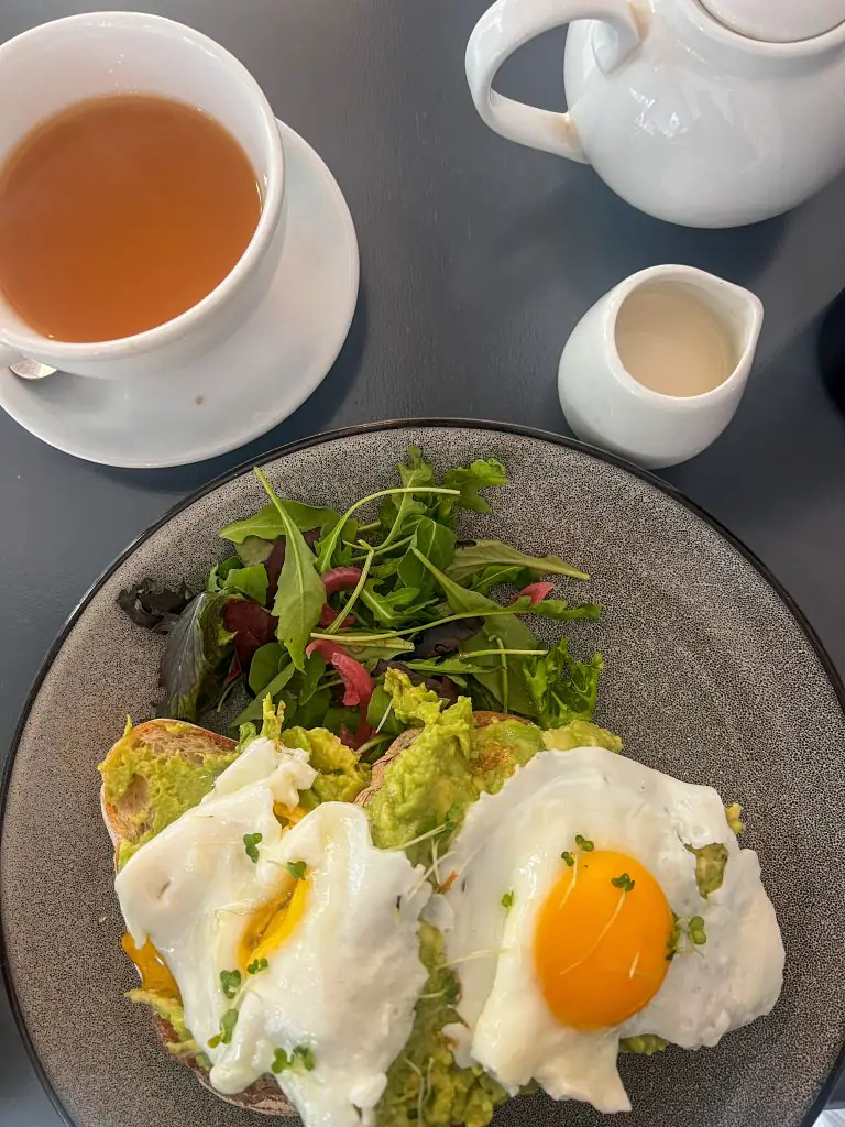 Avocado toast and tea from Laine, My Love in Dublin.