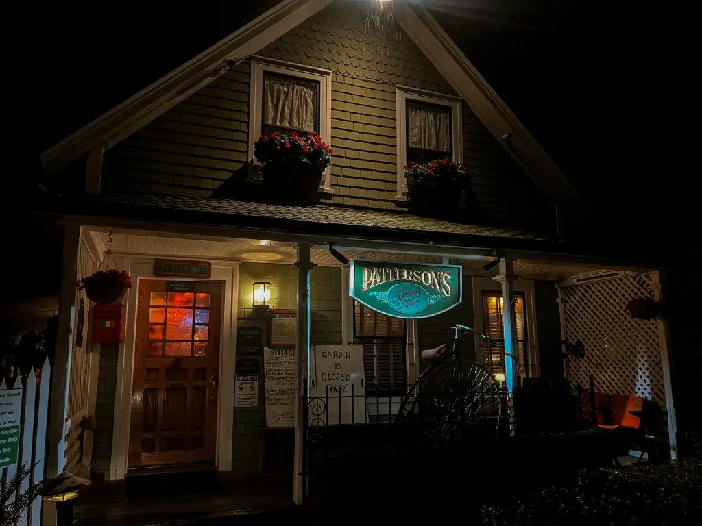 Patterson's Pub, Mendocino CA.