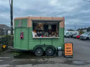 Dolly's Coffee Truck in Galway, Ireland. Best cafes in Galway, Ireland.