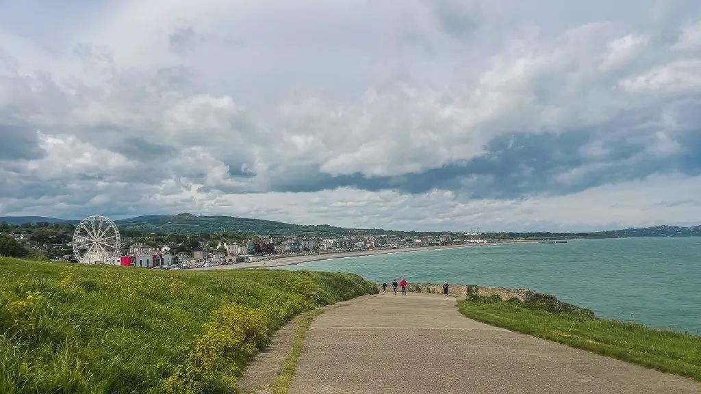 The view of Bray from the cliff walk i Ireland.